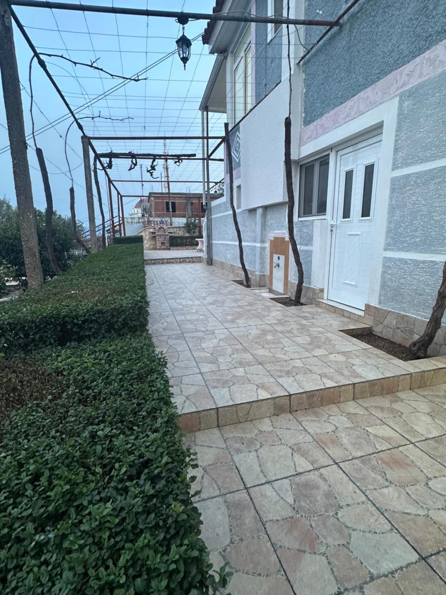 Villa Kevin'S Sarande Bagian luar foto