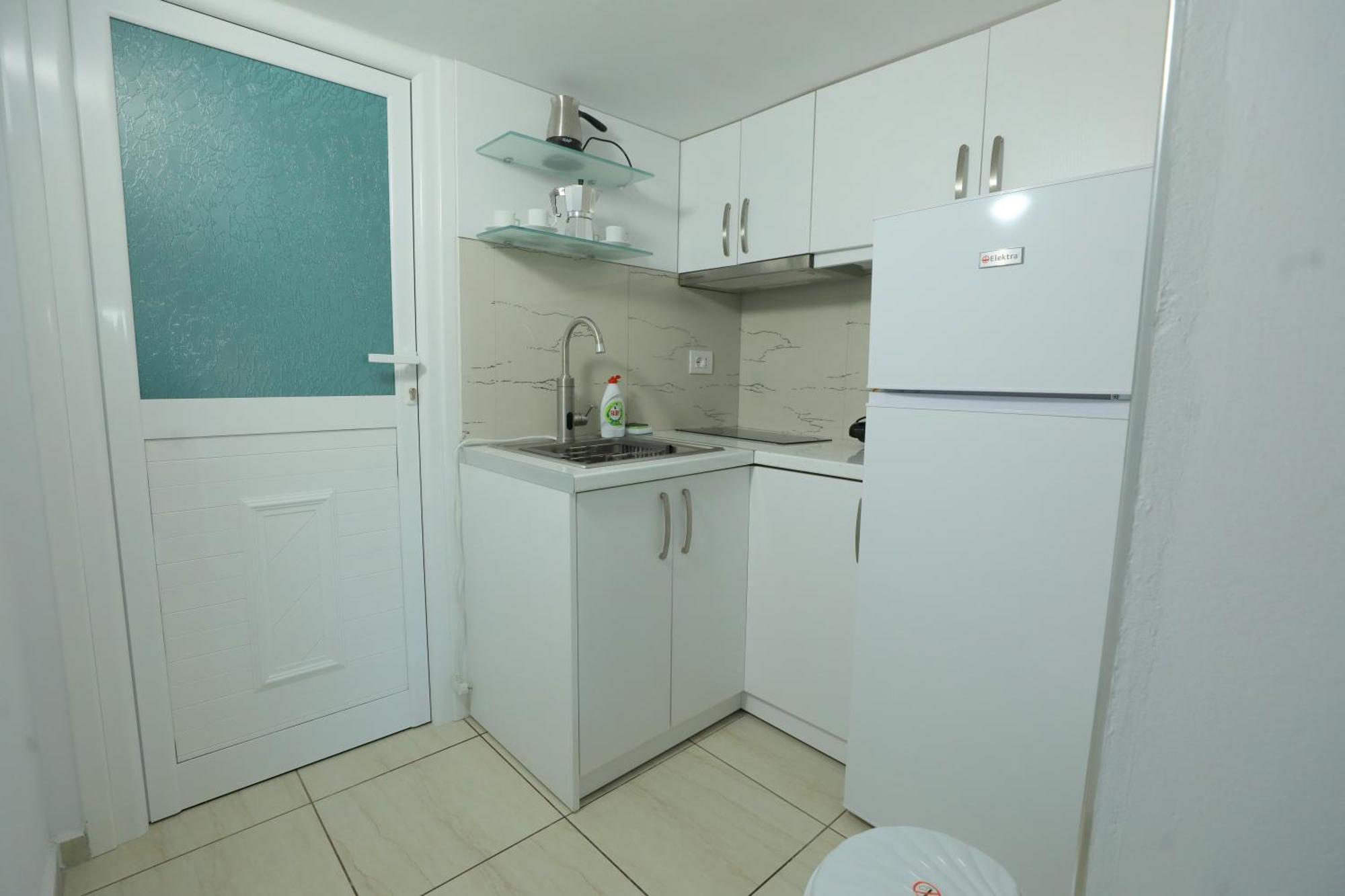 Villa Kevin'S Sarande Bagian luar foto