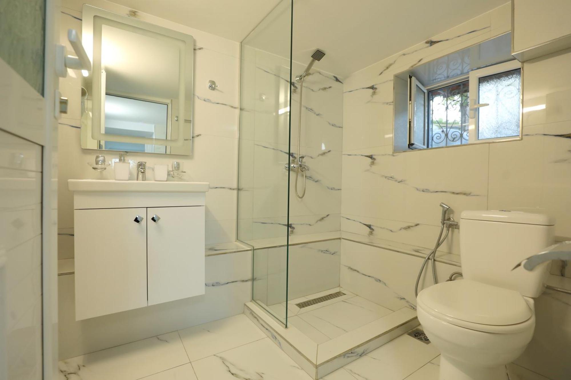 Villa Kevin'S Sarande Bagian luar foto